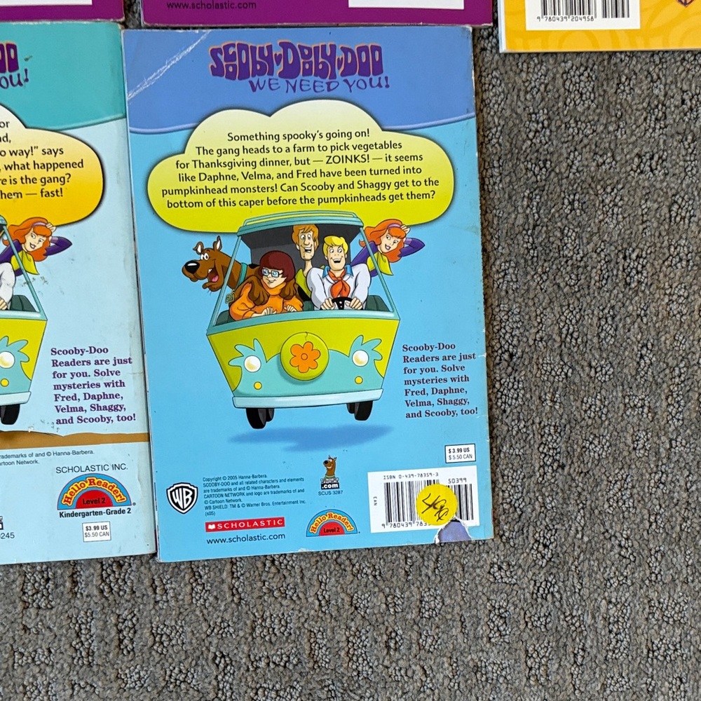 Flat Stanley and Scooby-Doo Book Set - Picture 3 of 4